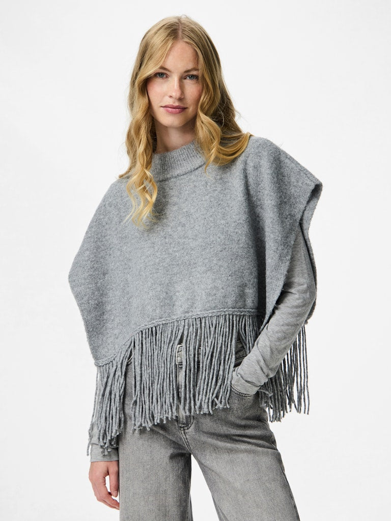 PIECES Knitted Tassel Poncho in Light Grey