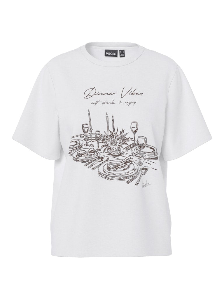 PIECES "Dinner Vibes" T-Shirt in White