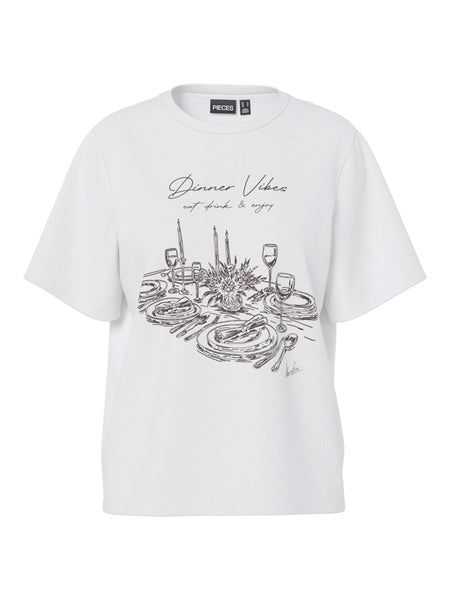 PIECES "Dinner Vibes" T-Shirt in White