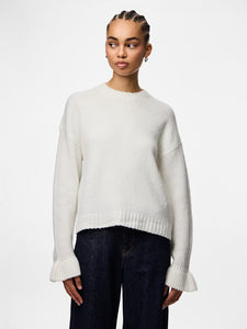 PIECES Frilled Cuff Knit Jumper in Cream
