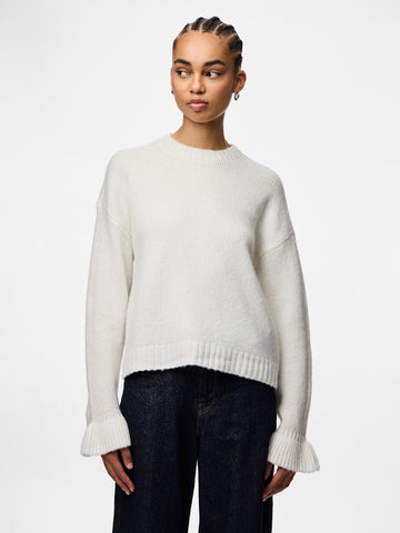 PIECES Frilled Cuff Knit Jumper in Cream