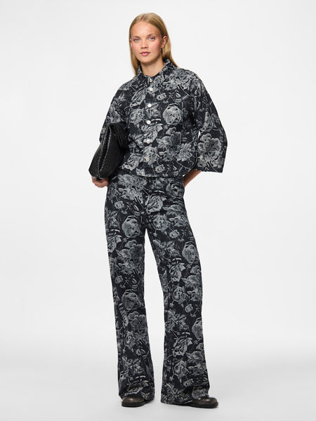 PIECES 3/4 Sleeve Floral Denim Shirt in Black