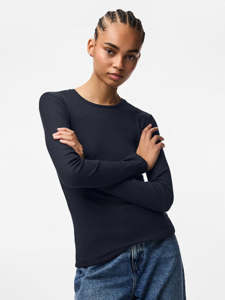 PIECES Long Sleeve Ribbed Top in Navy