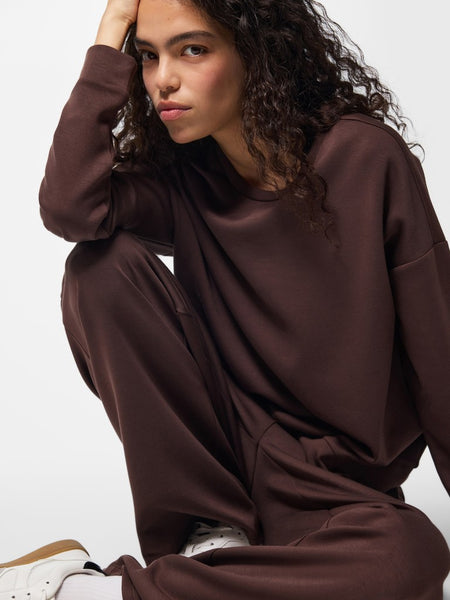 PIECES Long Sleeve Scuba Sweatshirt in Brown