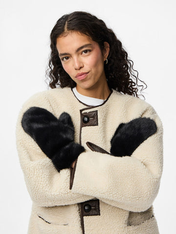 PIECES Faux Fur Mittens in Black
