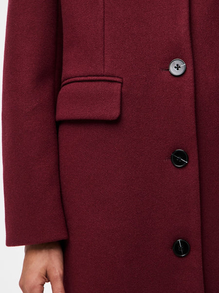 PIECES Long Coat in Maroon