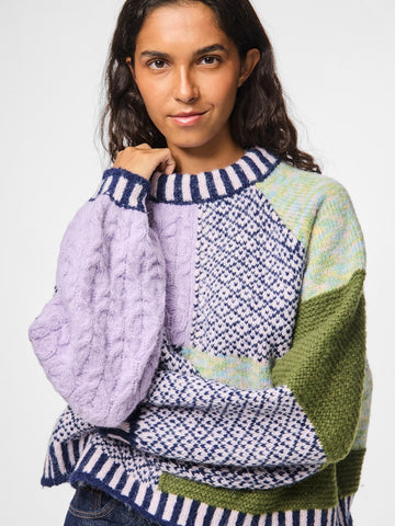 PIECES Patterned Block Colour Knit Jumper in Lilac
