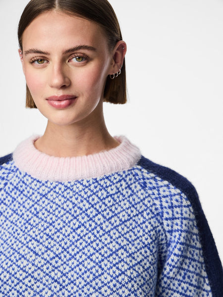PIECES Patterned Block Colour Knit Jumper in Blue