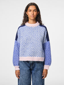 PIECES Patterned Block Colour Knit Jumper in Blue