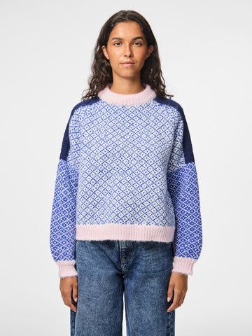 PIECES Patterned Block Colour Knit Jumper in Blue