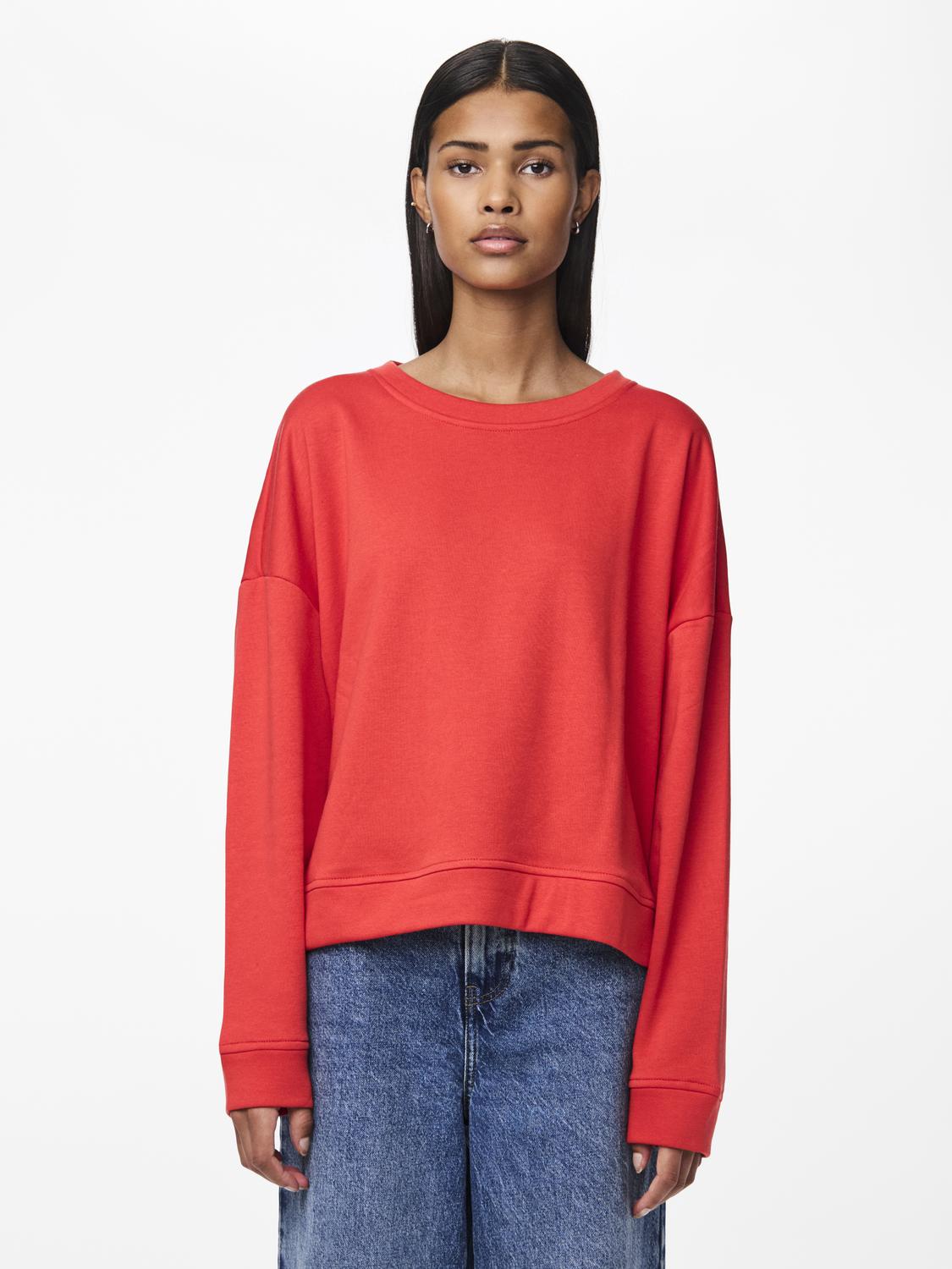 Pieces Round Neck Sweatshirt in Red