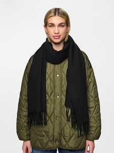 PIECES Long Knitted Scarf in Black