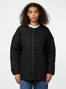 PIECES Oversized Quilted Jacket in Black