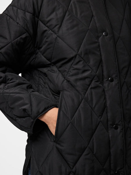 PIECES Oversized Quilted Jacket in Black