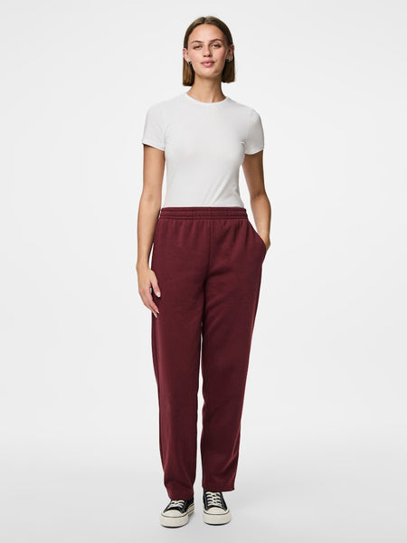 PIECES Straight Leg Joggers in Burgundy