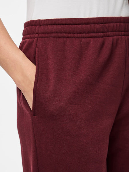 PIECES Straight Leg Joggers in Burgundy