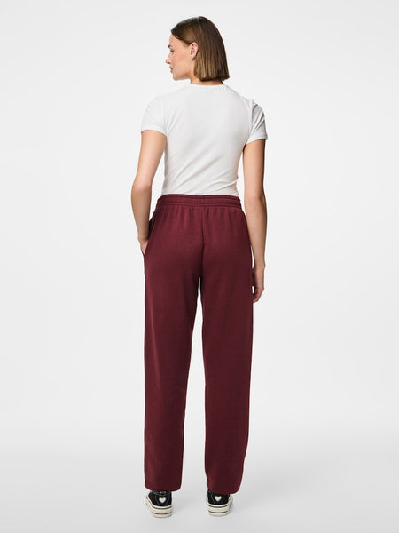 PIECES Straight Leg Joggers in Burgundy
