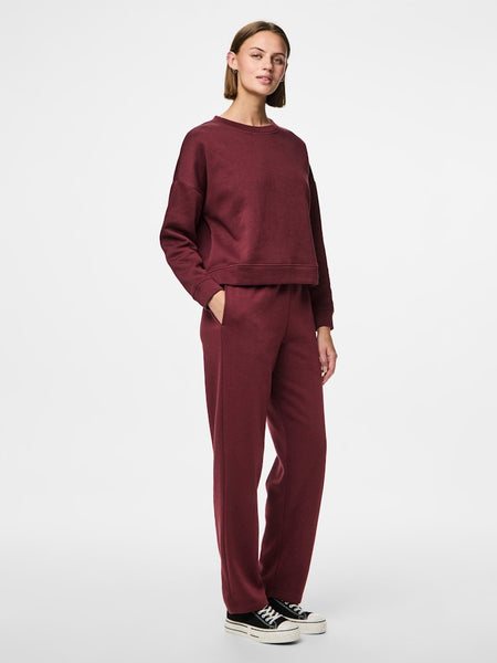 PIECES Straight Leg Joggers in Burgundy