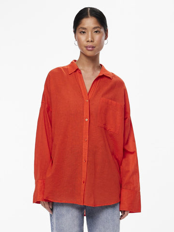 Pieces Oversized V-Neck Shirt in Red