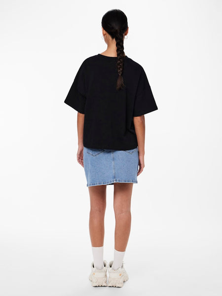 PIECES Short Sleeve Sweatshirt in Black