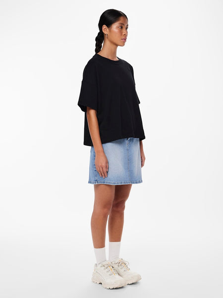 PIECES Short Sleeve Sweatshirt in Black