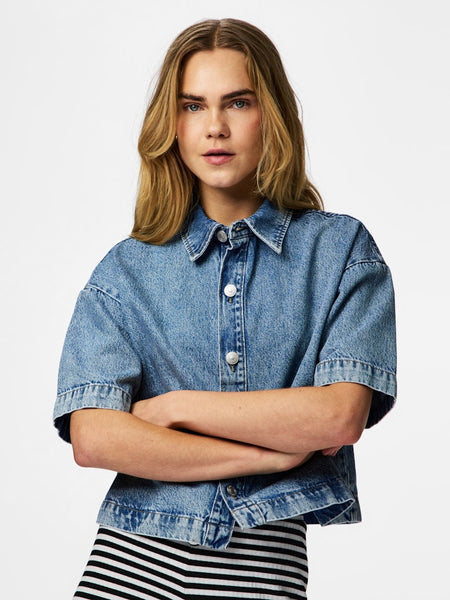 PIECES Short Sleeve Denim Shirt in Medium Blue