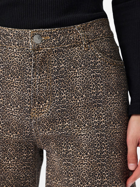 PIECES Leopard Print Bermuda Shorts