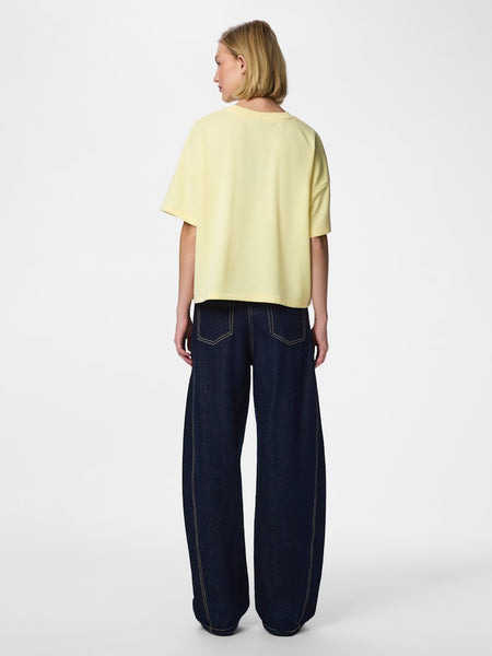 PIECES Short Sleeve Sweatshirt in Yellow