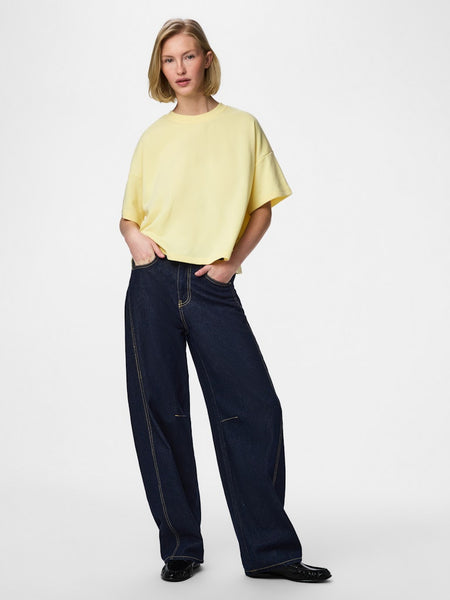 PIECES Short Sleeve Sweatshirt in Yellow