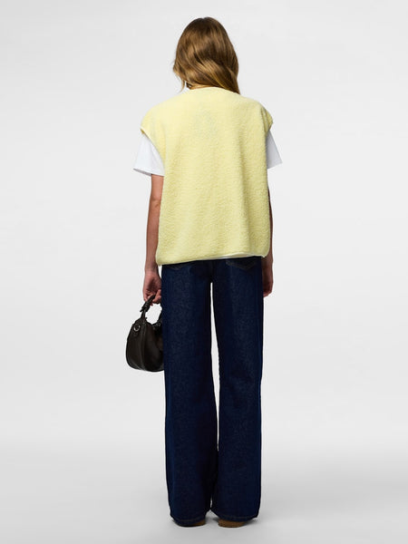 PIECES Teddy Gilet in Yellow