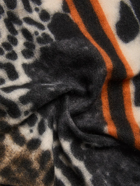 PIECES Animal Print Long Knit Scarf