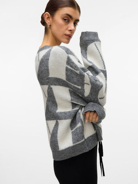 VERO MODA Knitted "Love" Jumper in Grey