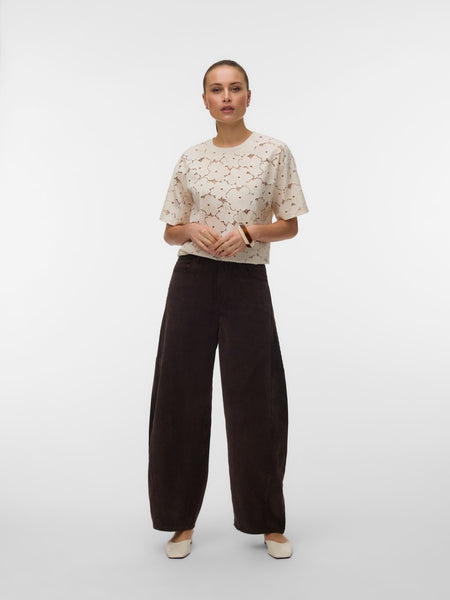 VERO MODA Corduroy Barrel Trousers in Chocolate