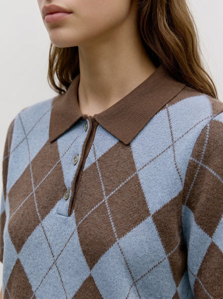 VERO MODA Short Sleeve Argyle Polo Top in Brown