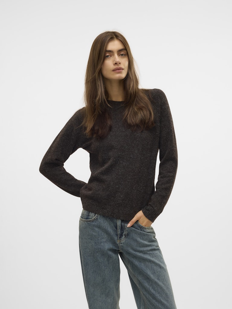 VERO MODA Knitted O-Neck Jumper in Brown