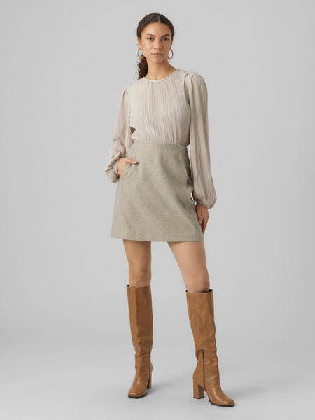 Vero Moda Short Skirt in Beige