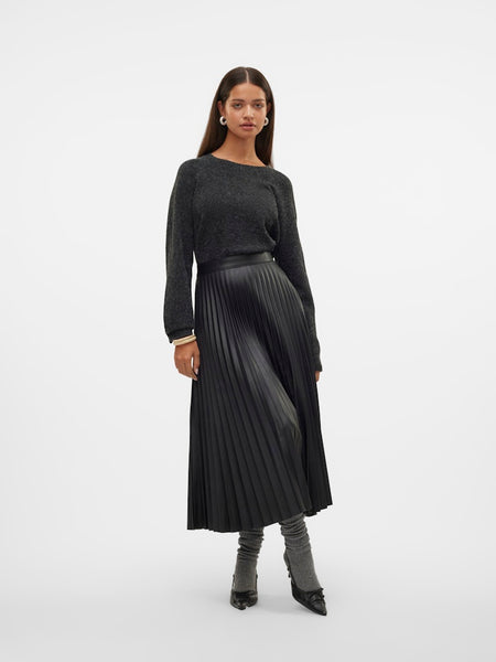 VERO MODA Coated Plisse Skirt in Black