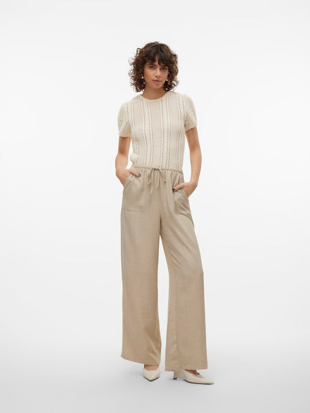 VERO MODA High Waist Loose Fit Trousers in Beige