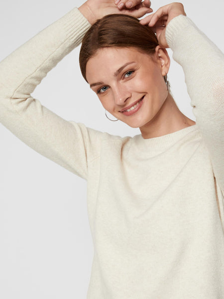 Vero Moda Knitted O-Neck Jumper in Cream