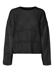 Vero Moda Knitted O-Neck Pullover in Black