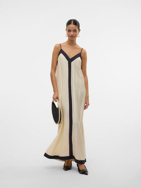 VERO MODA Contrasting Edge Ankle Dress in Cream