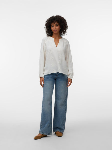 VERO MODA Embroidered V-Neck Cotton Top in White