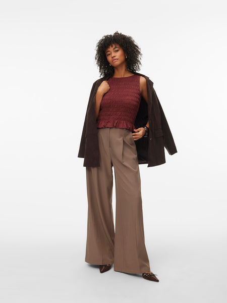 VERO MODA Sleeveless Smock Top in Brown