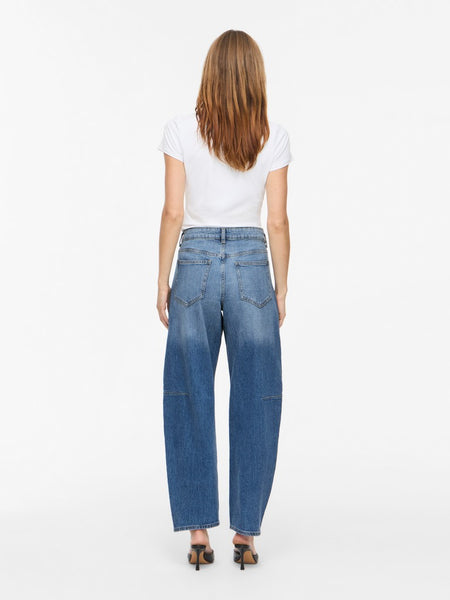 VILA Barrel Jeans in Medium Blue