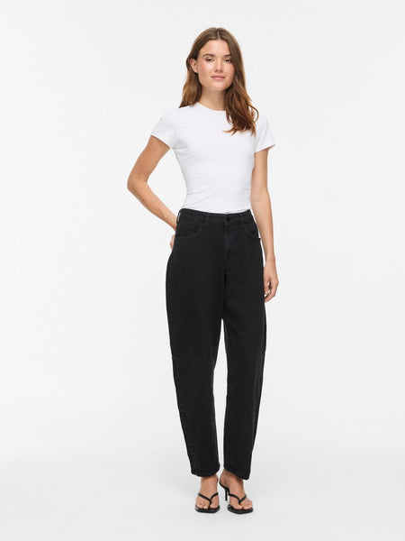 VILA Barrel Jeans in Black