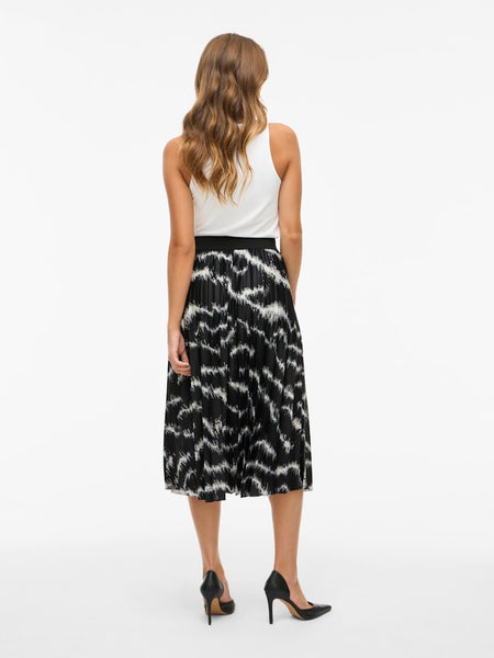 VILA Patterned Pleated Midi Skirt in Black