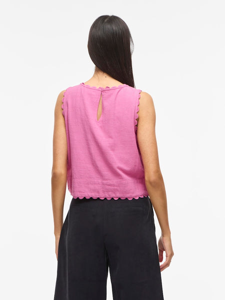 VILA Sleeveless Scallop Edge Top in Pink