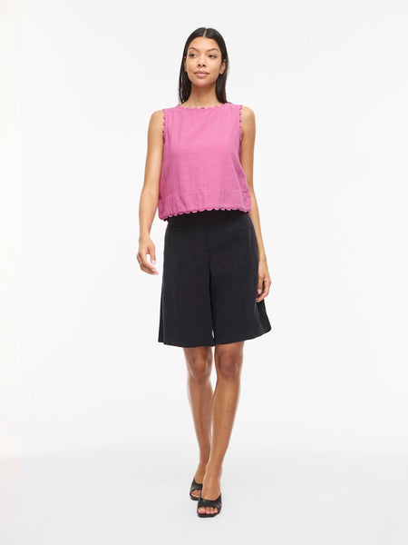 VILA Sleeveless Scallop Edge Top in Pink