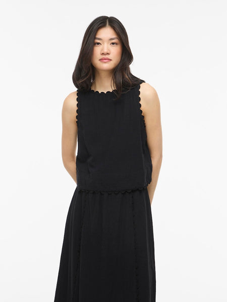 VILA Sleeveless Scallop Edge Top in Black