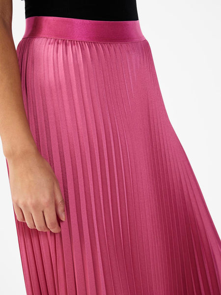 Y.A.S Satin Look Pleated Skirt in Pink